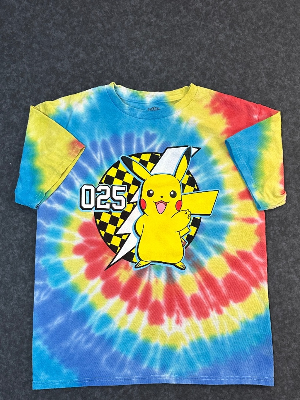 Pokemon Pikachu 025 Checkered Badge Tie Die T Shirt Size Small